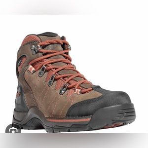 Like New Danner Hiking Boots, Mt. Defiance, Size 6